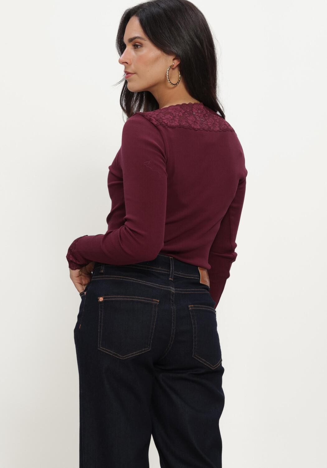 ROSEMUNDE Dames Tops & T-shirts Bernadine Organic Ls V-neck Lace Bordeaux