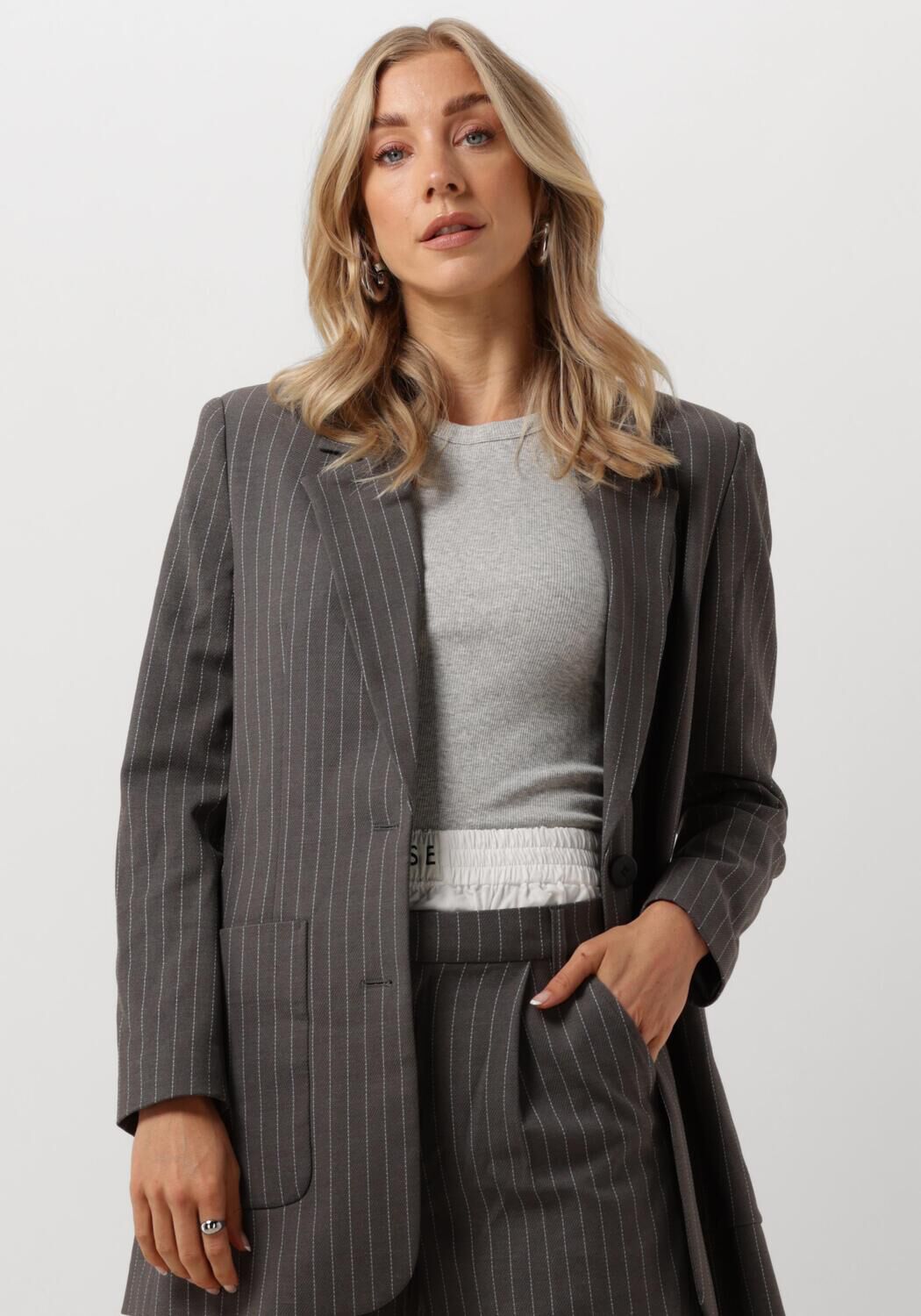 COPENHAGEN MUSE Dames Blazers Cmtailor-blazer Grijs
