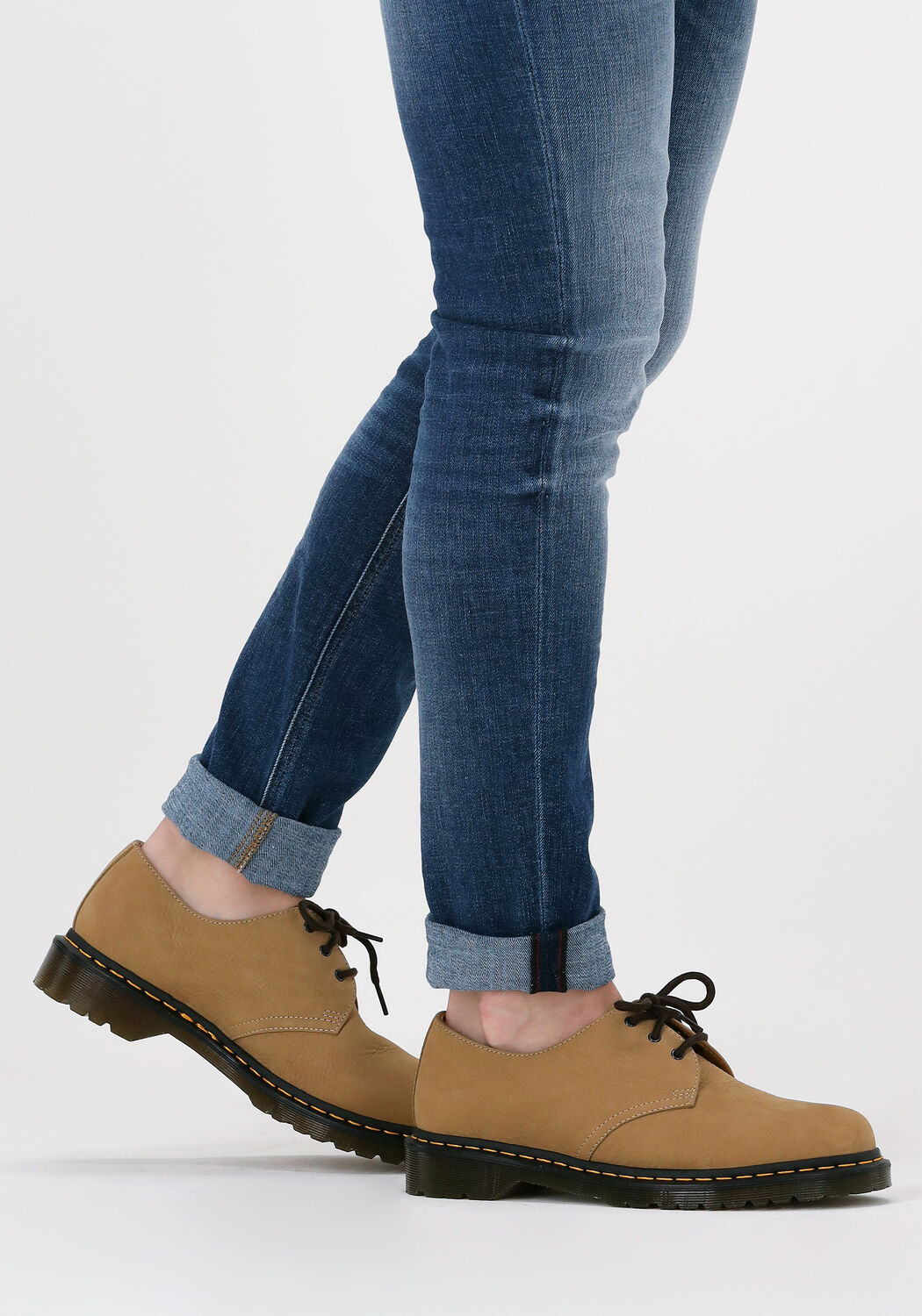 Beige DR MARTENS Veterschoenen 1461 | Omoda
