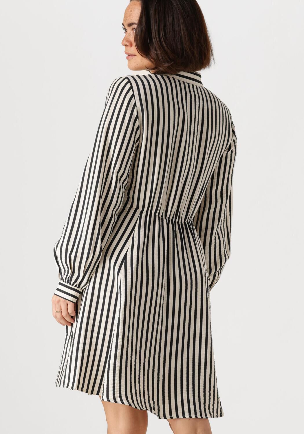 Y.A.S. Dames Jurken Yaskaya Ls Shirt Dress S. Noos Zwart