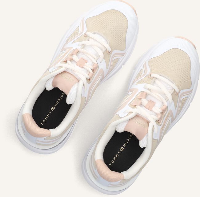 Witte TOMMY HILFIGER Lage sneakers WOMENS TRAIL RUNNER Witte TOMMY HILFIGER Lage sneakers WOMENS TRAIL RUNNER - large