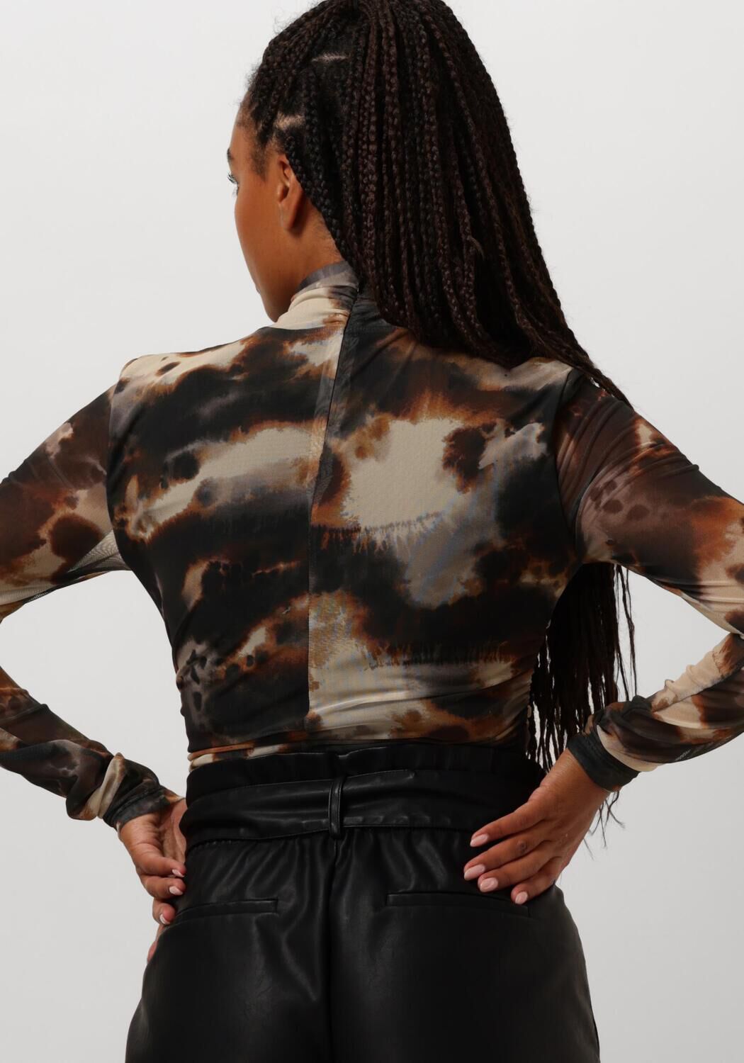 GESTUZ Dames Tops & T-shirts Behkagz Mesh Top Bruin
