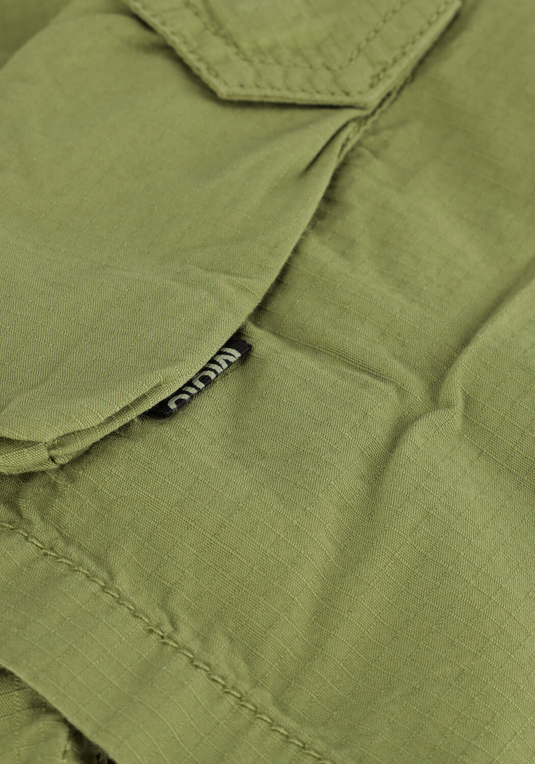 Groene MOLO Korte broek ARGOD - large