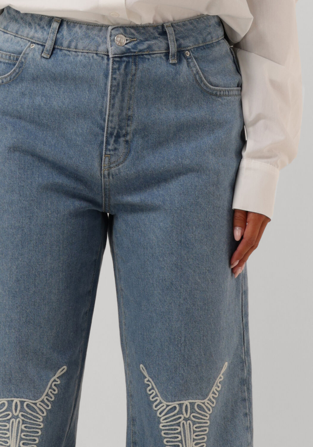 ALIX THE LABEL Dames Jeans Ladies Woven Denim Bull Pants Lichtblauw