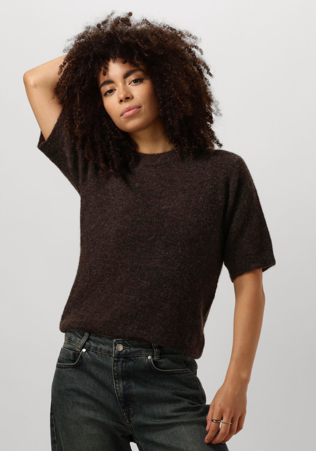 MY ESSENTIAL WARDROBE Dames Truien & Vesten Tammiemw Knit Pullover Ss Bruin