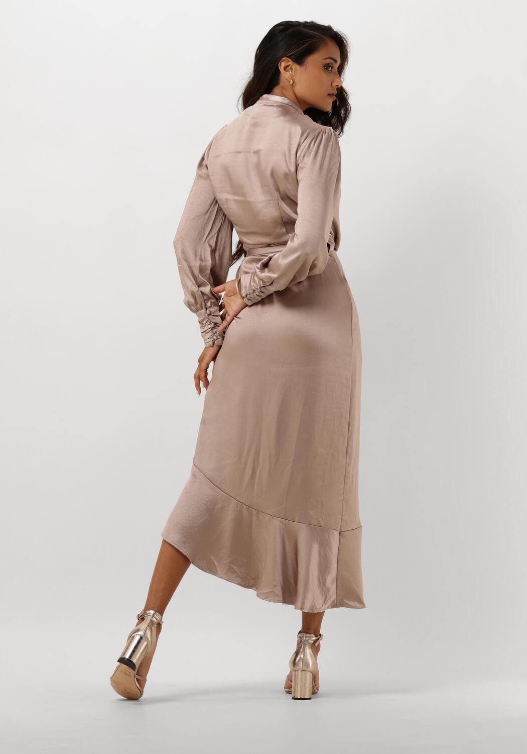 NOTRE-V Dames Jurken Nv-dorissa Satin Dress Taupe