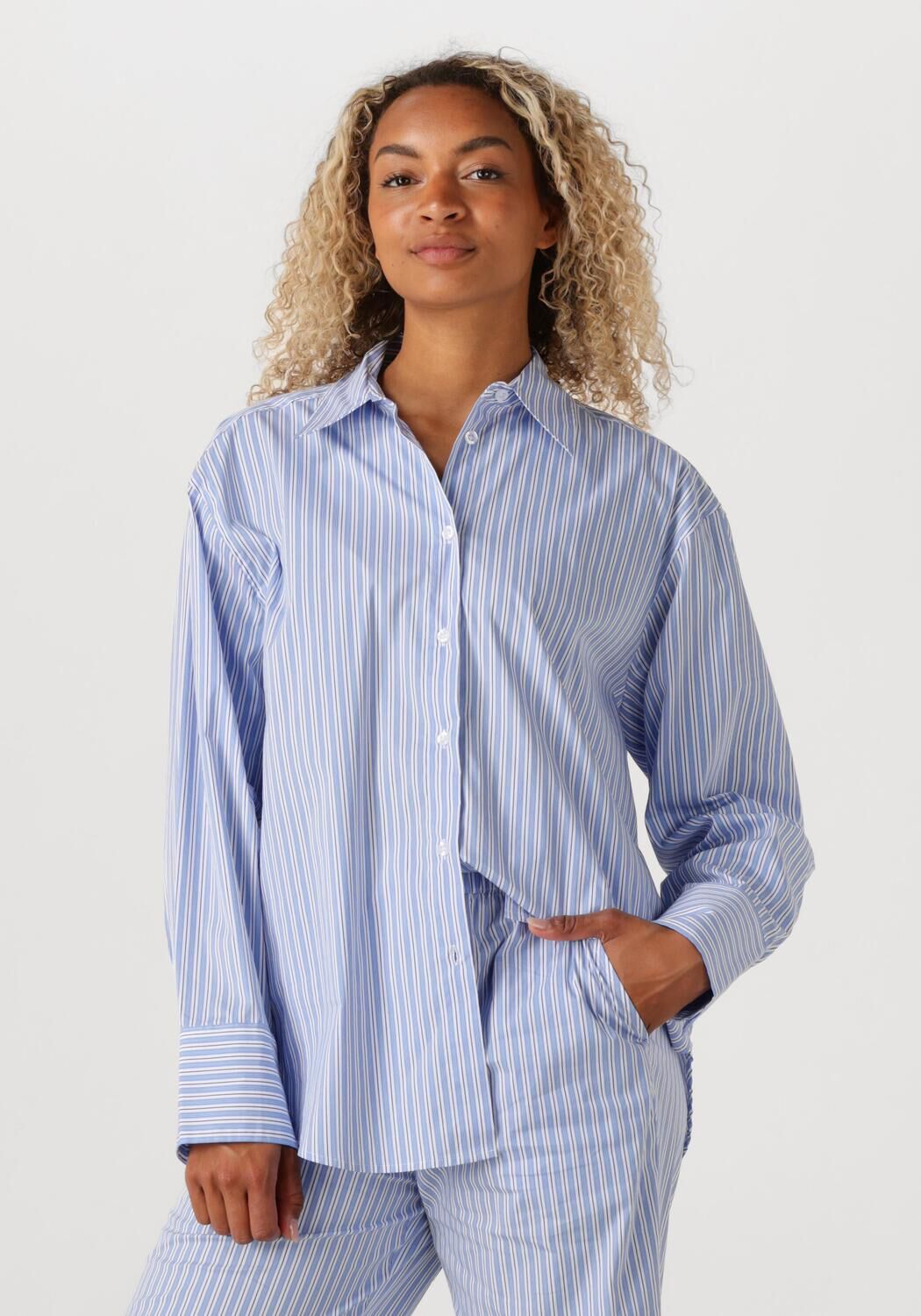 SECOND FEMALE Dames Blouses Tenby Ajustable Shirt Blauw