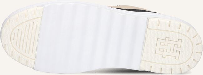 Witte TOMMY HILFIGER Lage sneakers BASKET LOW Witte TOMMY HILFIGER Lage sneakers BASKET LOW - large