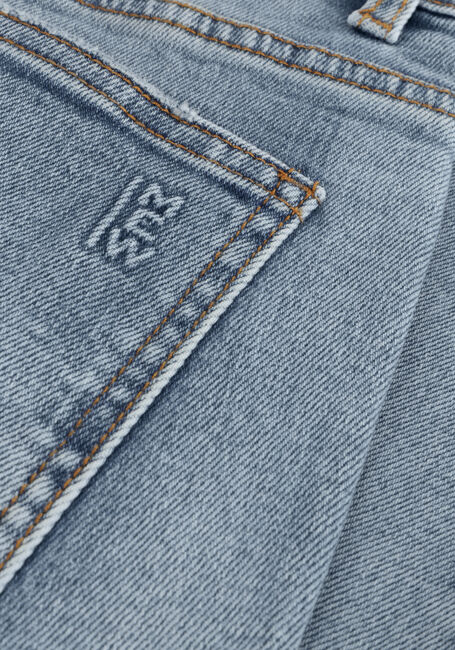 MY ESSENTIAL WARDROBE MOMMYMW 144 HIGH STRAIGHT Y MY ESSENTIAL WARDROBE MOMMYMW 144 HIGH STRAIGHT Y - large