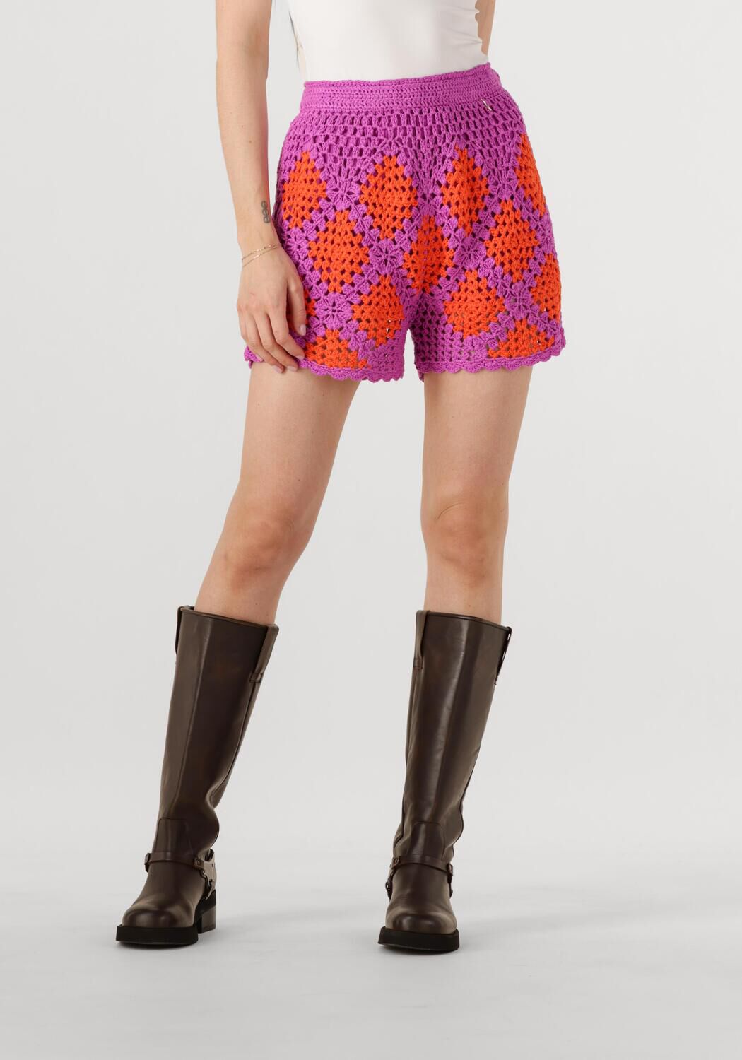 HARPER & YVE slim regular waist casual short paars