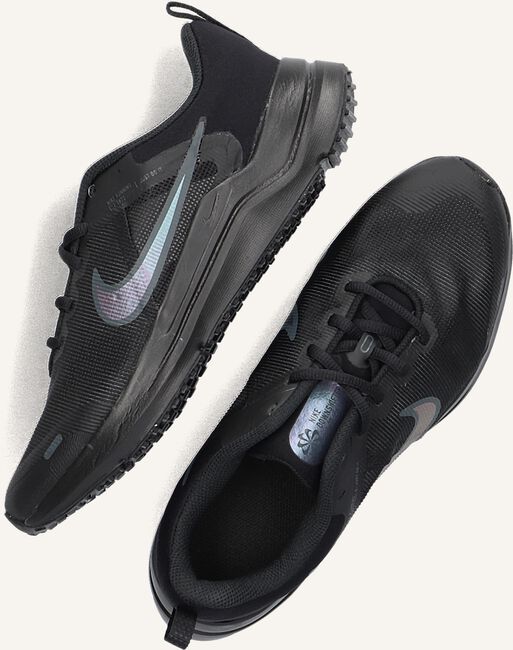 Zwarte NIKE Lage sneakers NIKE DOWNSHIFTER 12 NN (GS) Zwarte NIKE Lage sneakers NIKE DOWNSHIFTER 12 NN (GS) - large