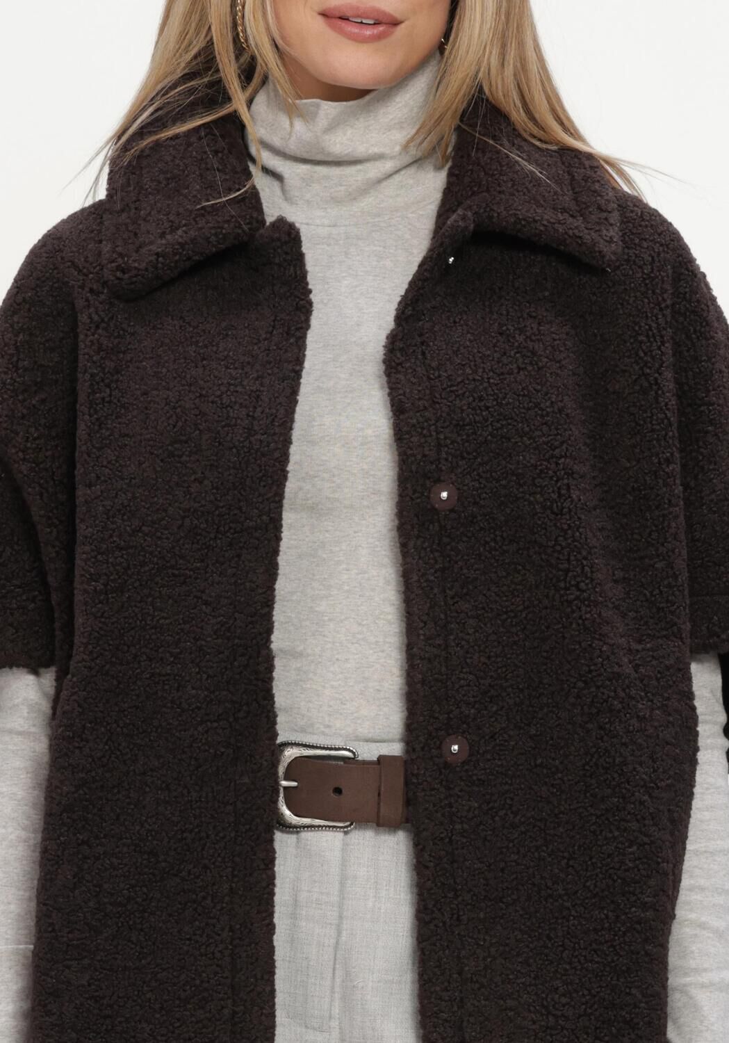 KNIT-TED Dames Jassen Tam Jacket Bruin