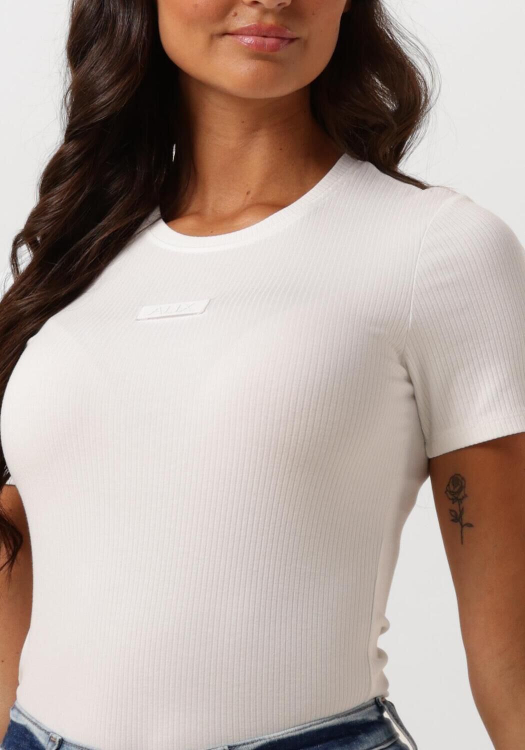 ALIX THE LABEL Dames Tops & T-shirts Ladies Knitted Fitted Rib T-shirt Wit