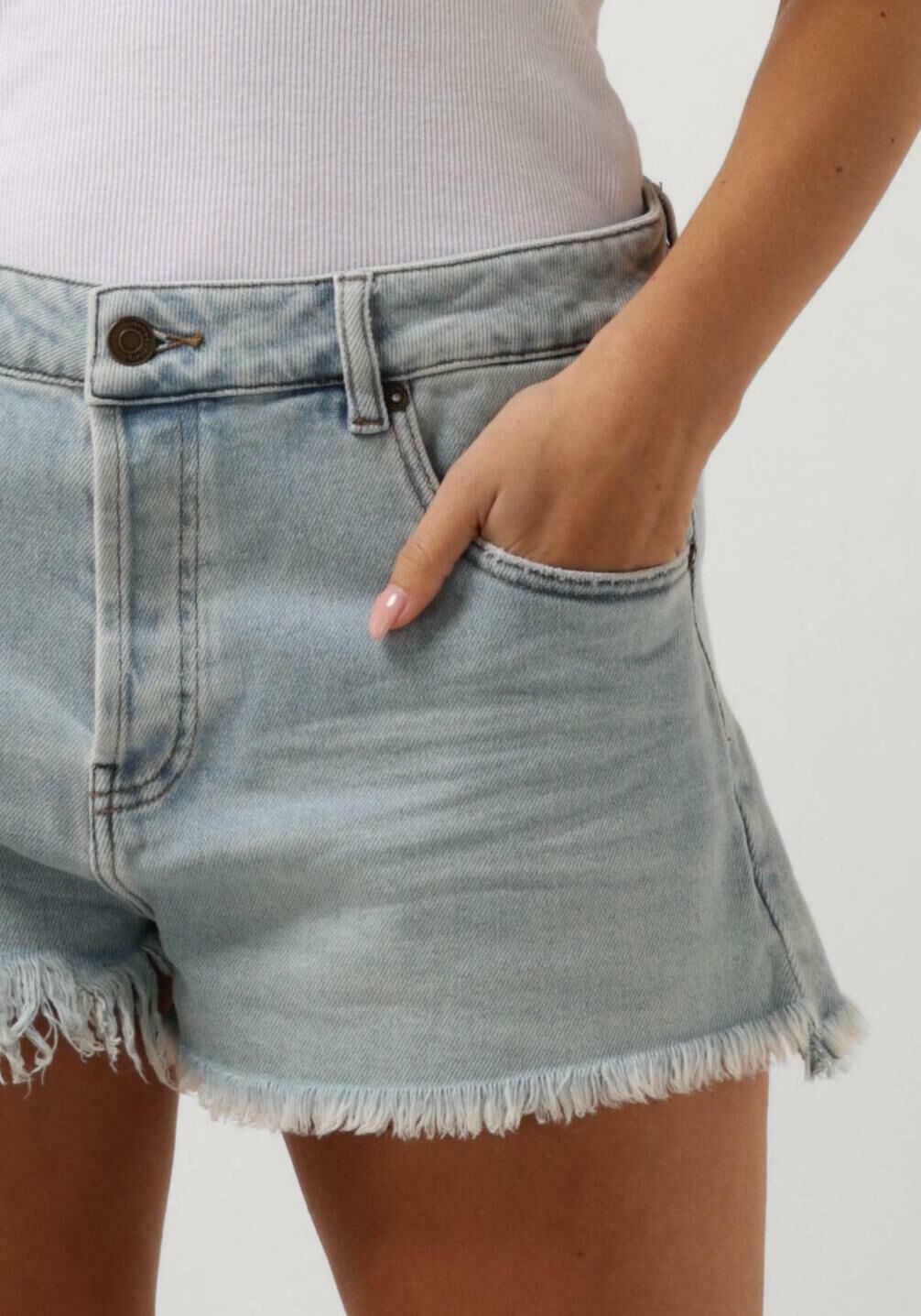 CIRCLE OF TRUST Dames Broeken Lody Short Donkerblauw