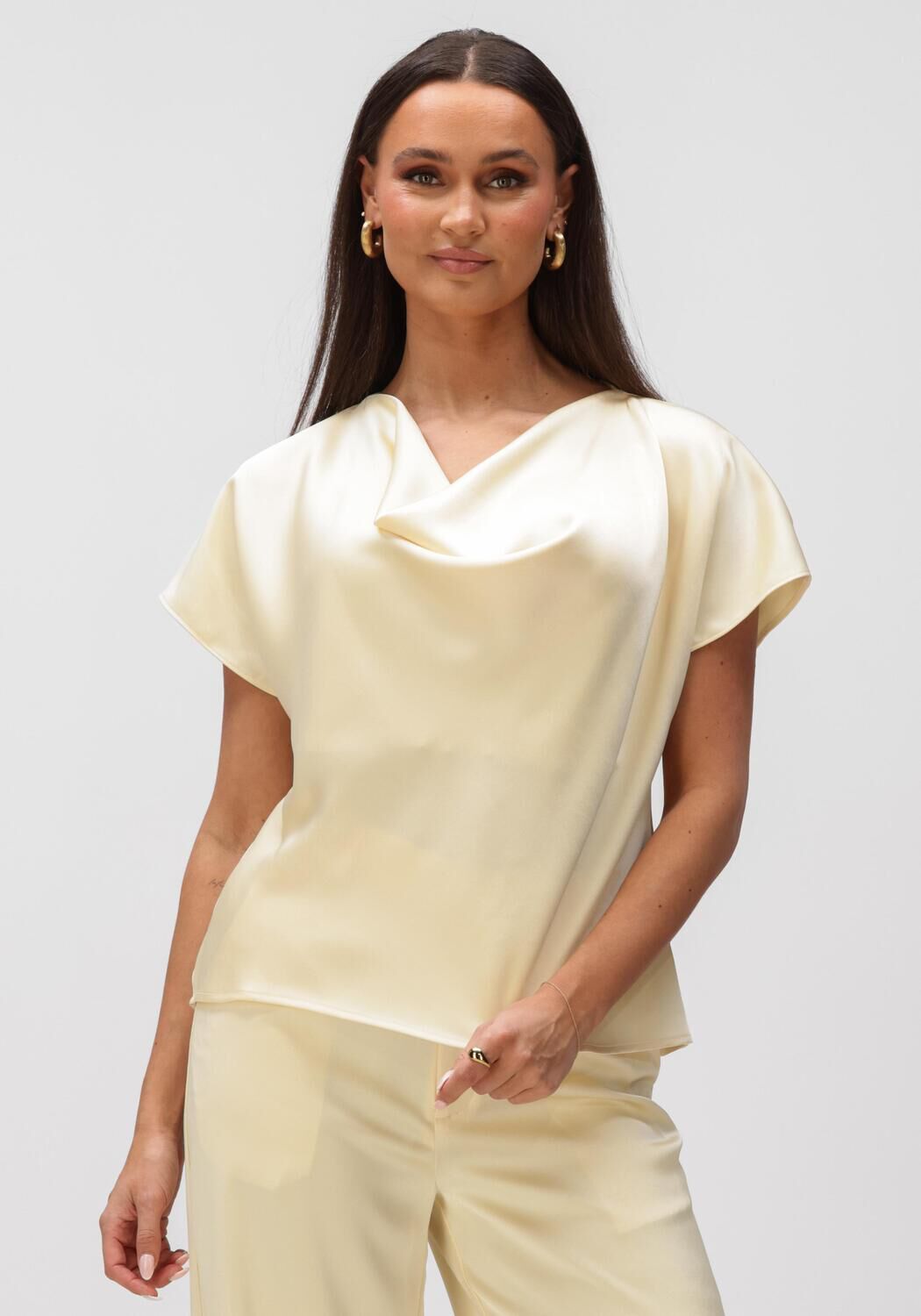 Gele NOTRE-V Blouses NV-HINKE WATERFALL - large