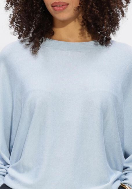 Lichtblauwe MINUS Trui MSDANA BAT SLEEVE KNIT PULLOVER - large
