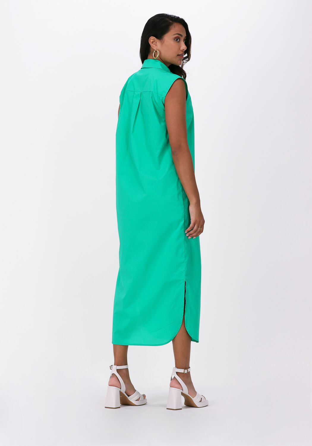 Groene MINIMUM Midi jurk ZASIA 9408 Omoda