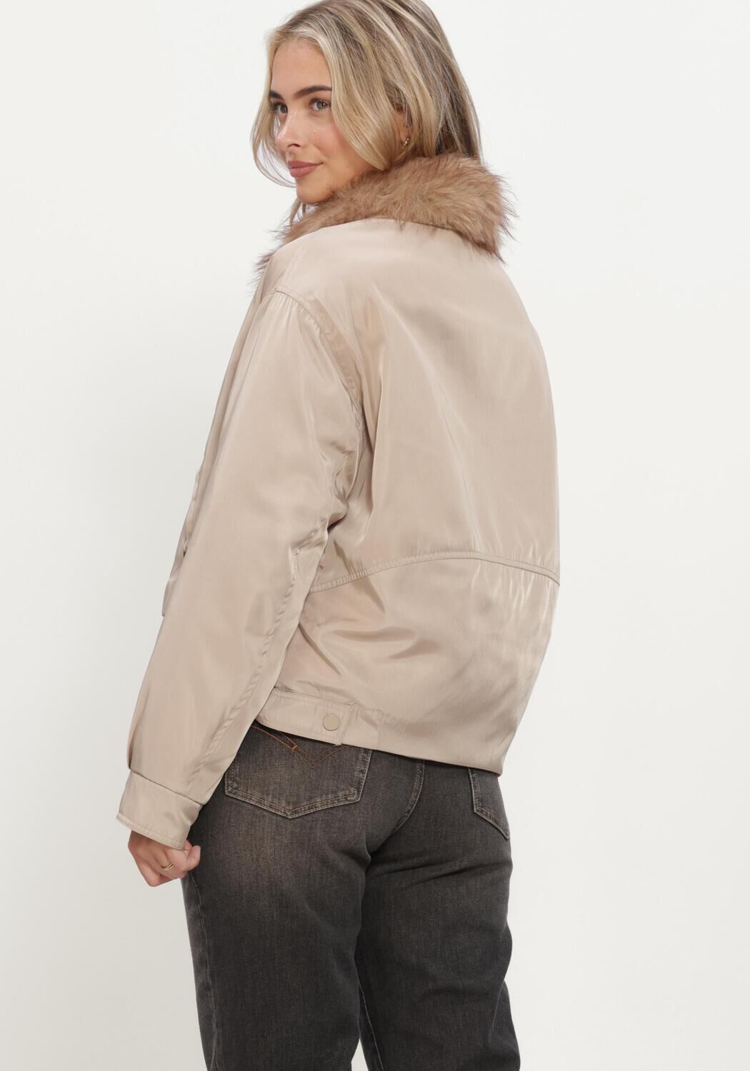 Beige NUKUS Gewatteerde jas PAULA JACKET - large