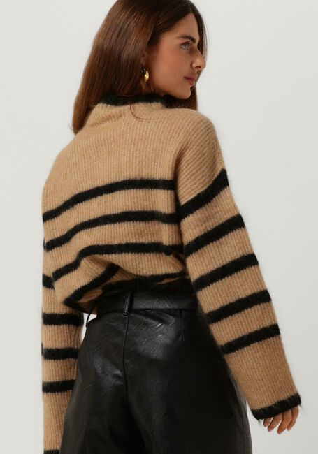 Camel SECOND FEMALE Trui OVALIS KNIT T-NECK - large