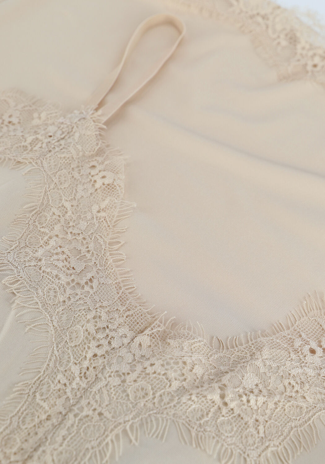 Zand CC HEART Top LACE TOP - large