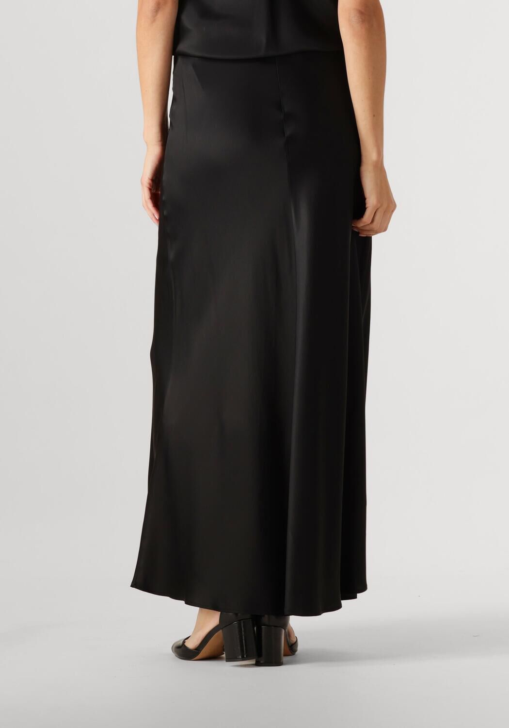RESORT FINEST Dames Rokken Frivo Long Zwart