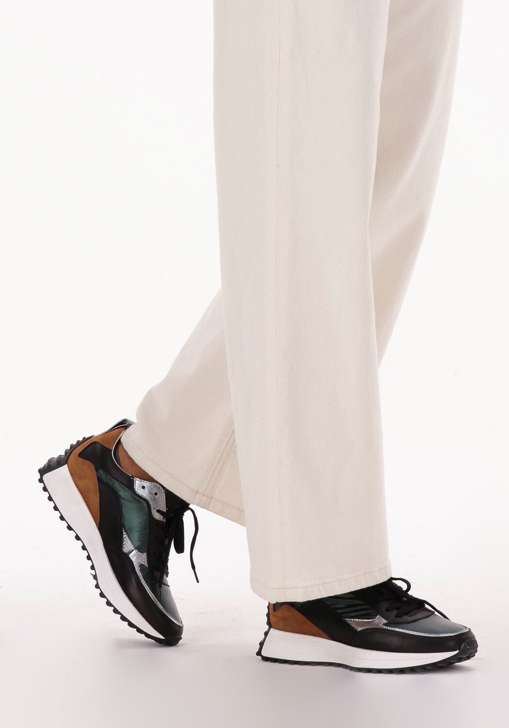 Groene NOTRE-V Lage sneakers 05-31 - large