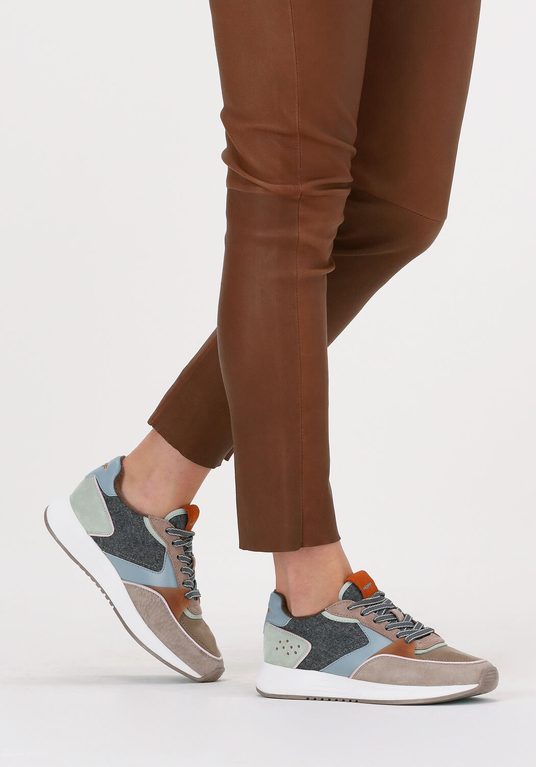 Beige THE HOFF BRAND Lage sneakers ROME | Omoda