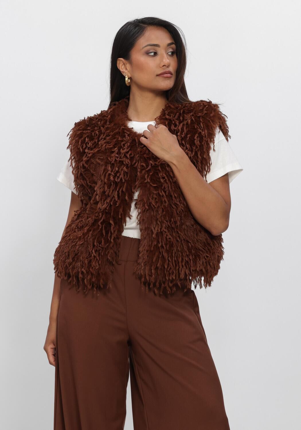 Bruine NUKUS Gilet MILA GILET FEATHER - large