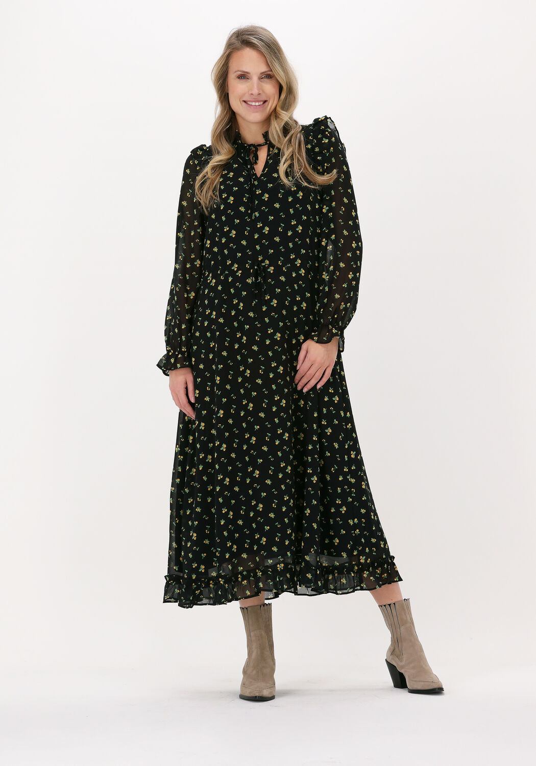 Moves jurk deals