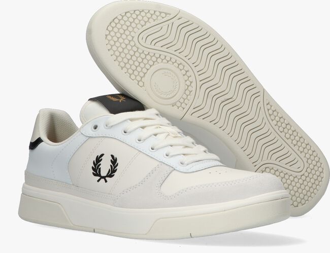 Witte FRED PERRY Lage sneakers B1260 - large