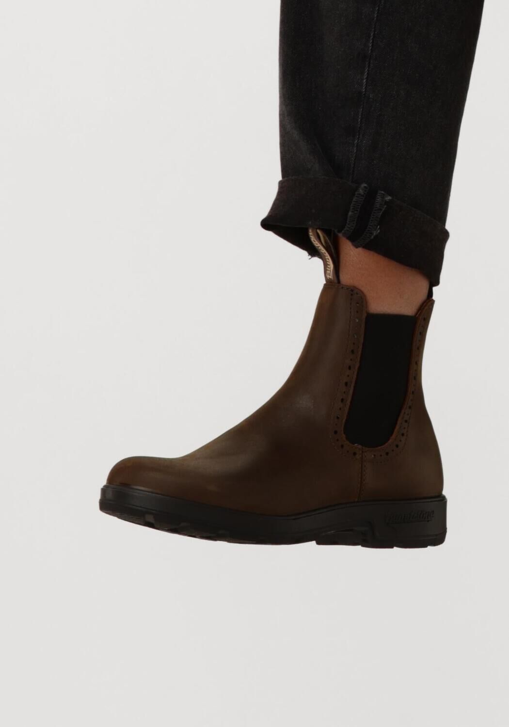 Omoda blundstone outlet