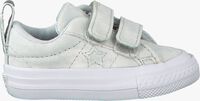 Witte CONVERSE Lage sneakers ONE STAR 2V OX - medium