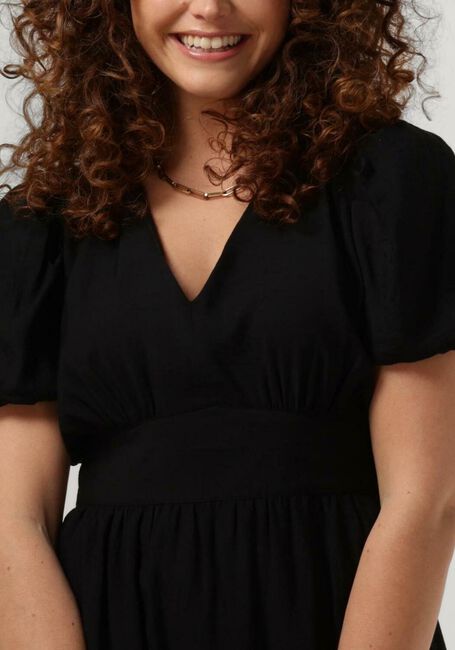 Zwarte Y.A.S. Midi jurk YASCLEMA SS MIDI DRESS - large