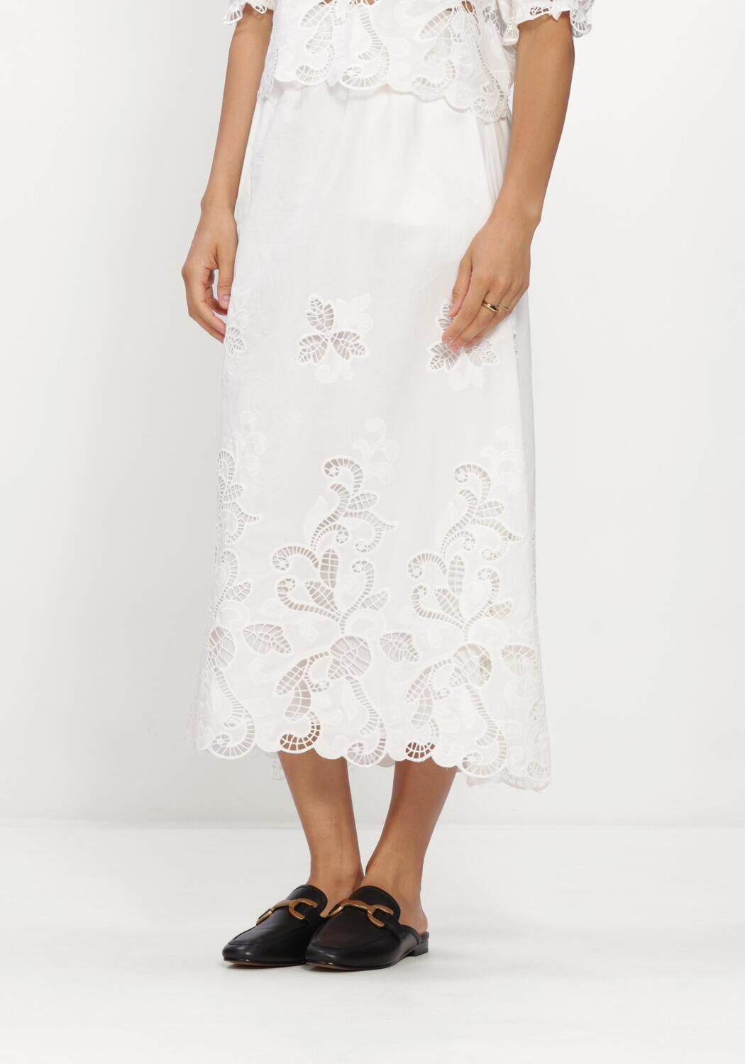 Witte NEO NOIR Rokken YARA LONG EMB SKIRT - large