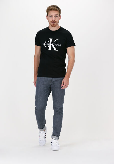 Zwarte CALVIN KLEIN T-shirt ICONIC MONOGRAM SS SLIM TEE - large