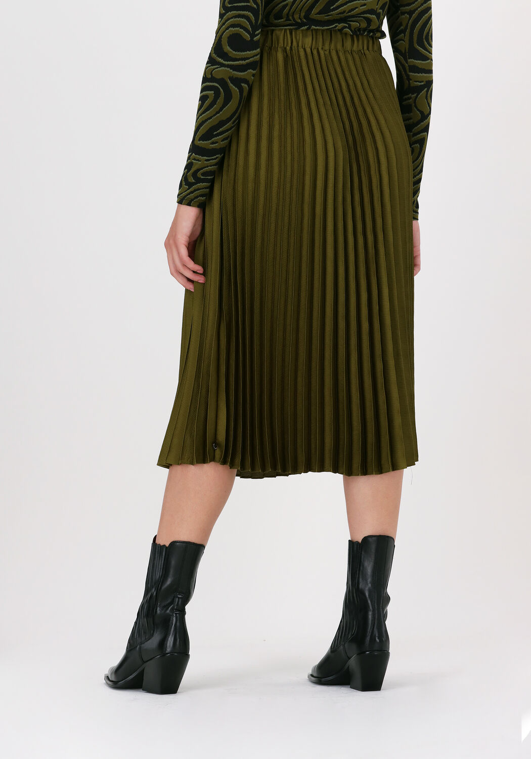Rok scotch and hot sale soda