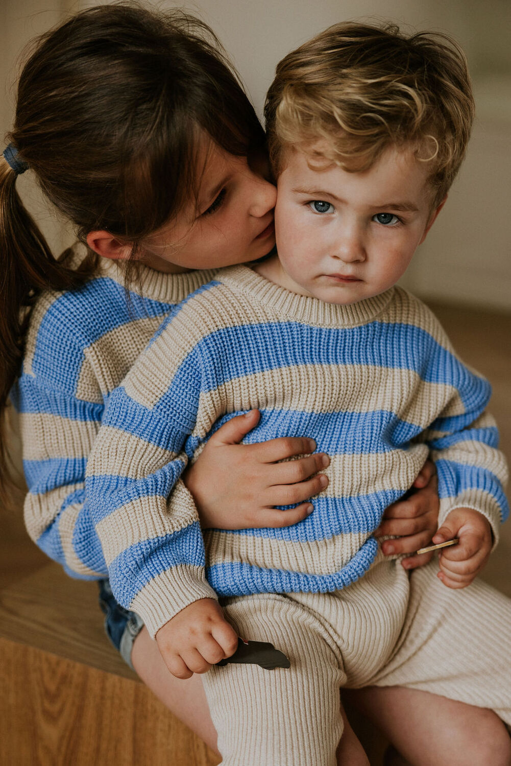 YUKI KIDSWEAR Meisjes Truien & Vesten Stripes Sweater Blauw