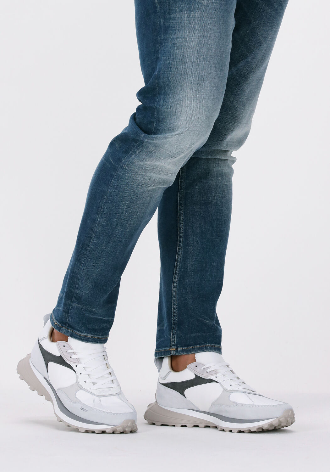 Witte NUBIKK Lage sneakers CROSS ROAD MEN - large