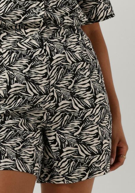 Gebroken wit OBJECT Broeken OBJFRIGG HW SHORTS - large