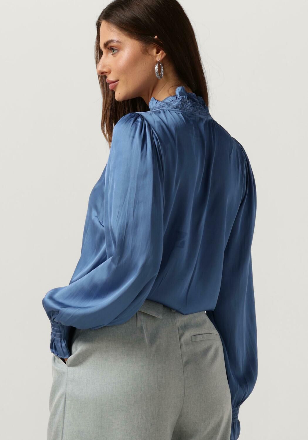 NEO NOIR Dames Blouses Brielle Satin Blouse Blauw