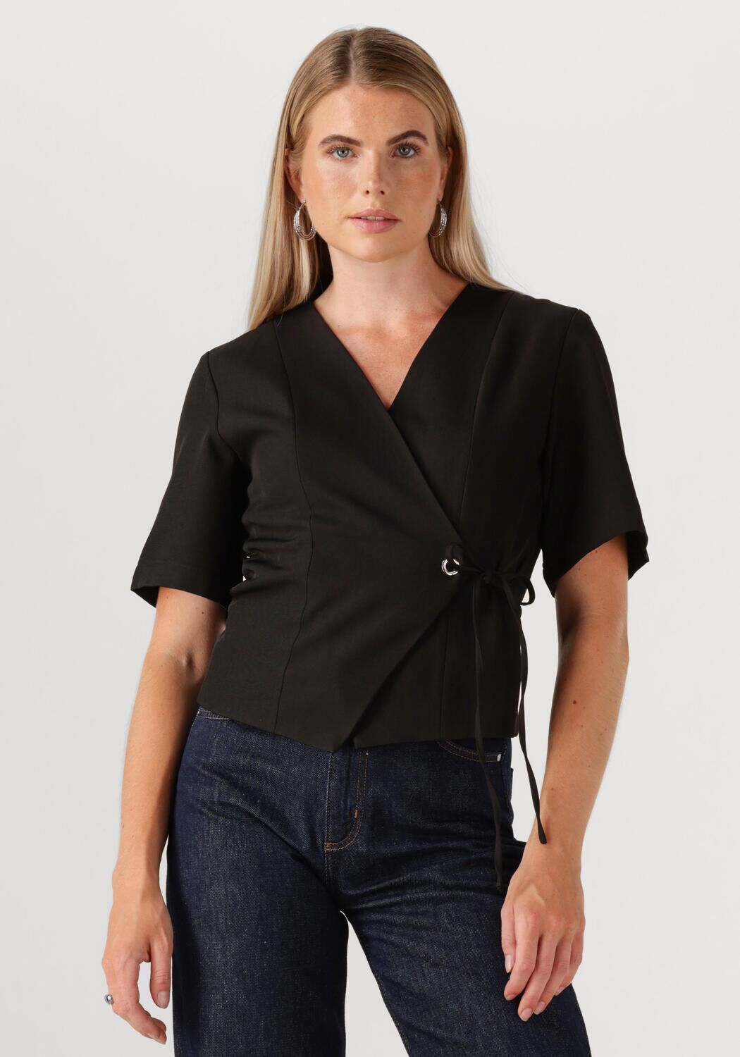 NEO NOIR Dames Blazers Simmo Eyelet Blouse Zwart