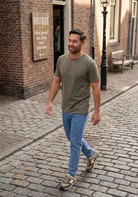 Khaki BUTCHER OF BLUE T-shirt ARMY CORP LOCK TEE - large