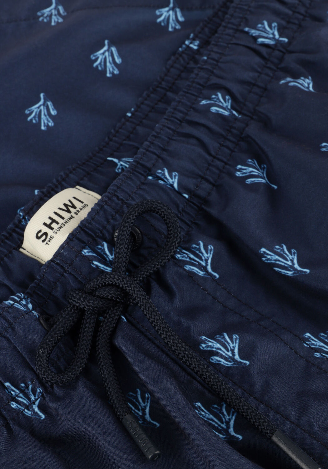 Donkerblauwe SHIWI Zwembroeken MEN MIKE SWIM SHORTS 7 INCH SKETCHED CORAL - large