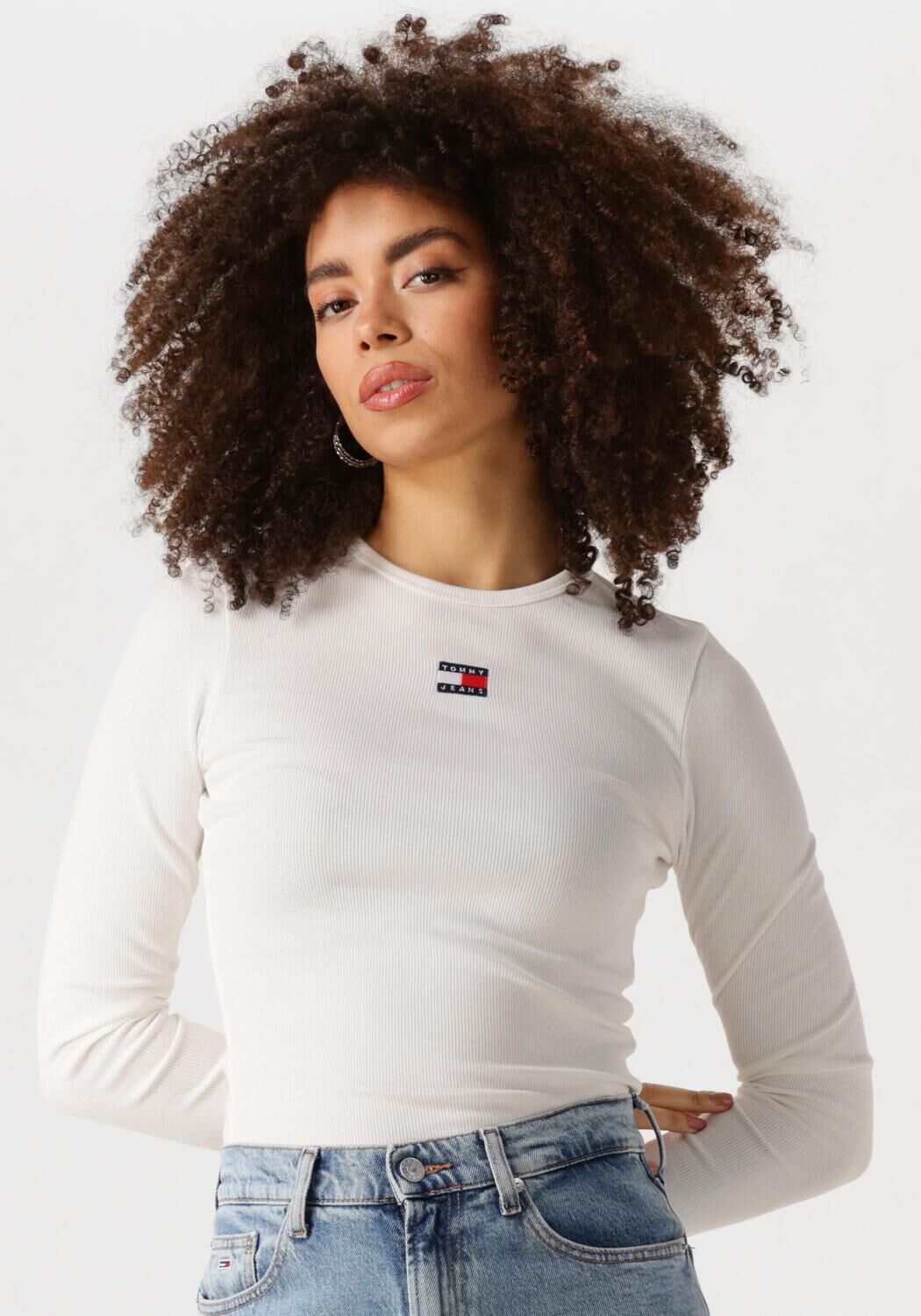 TOMMY JEANS Dames Tops & T-shirts Tjw Slim Ls Badge Tee Ext Ecru