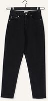 Zwarte NA-KD Mom jeans COMFORT MOM JEANS Zwarte NA-KD Mom jeans COMFORT MOM JEANS - medium