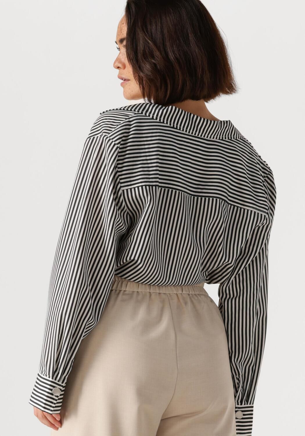 ANOTHER LABEL Dames Blouses Elsie Top L s Zwart