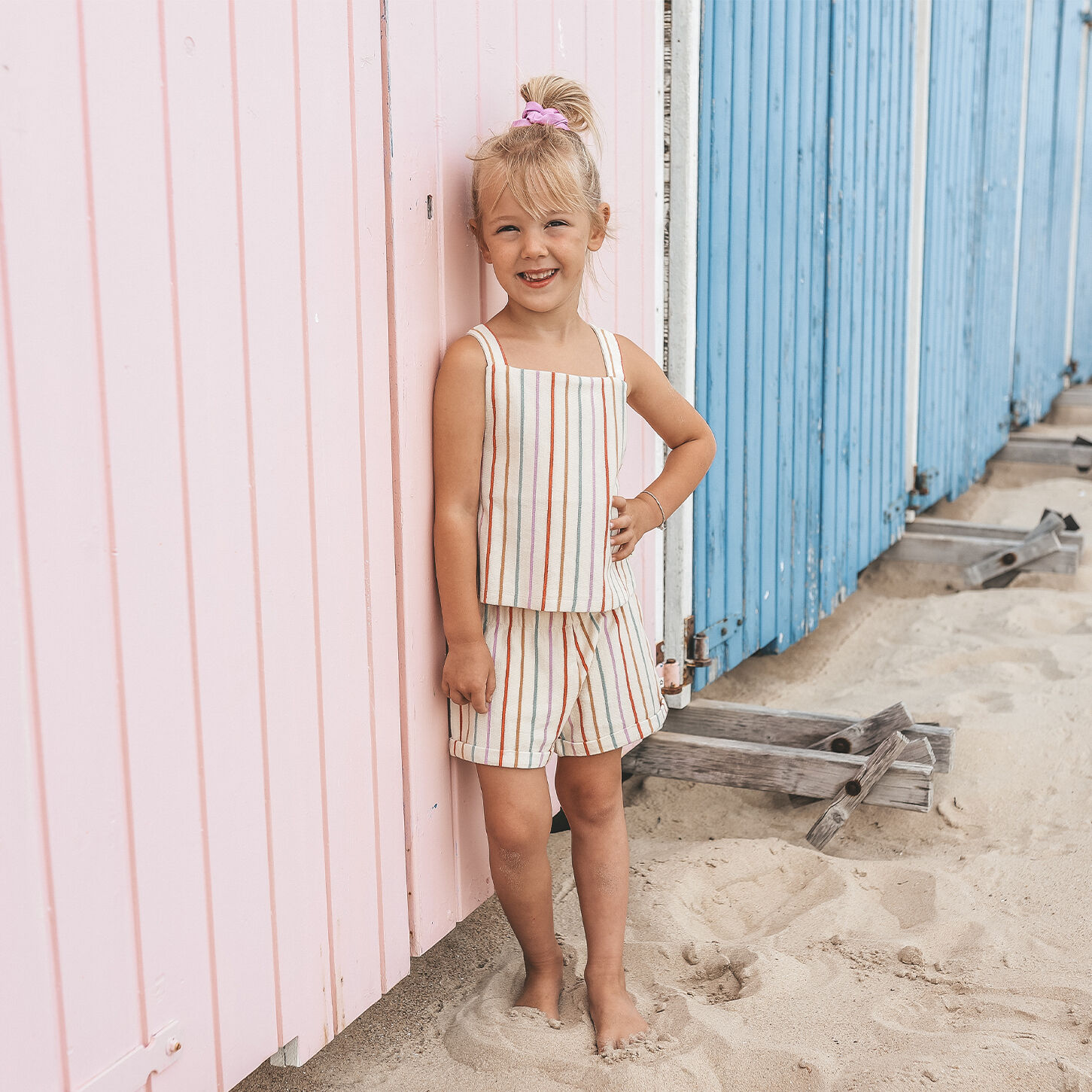 Beige YOUR WISHES Korte broek SUNSET STRIP SHORTS - large