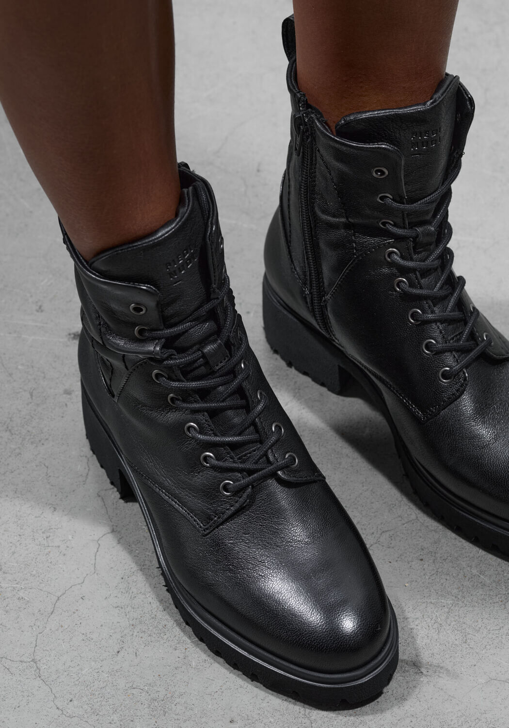 Zwarte PIEDI NUDI Enkelboots FARA 01.07 - large