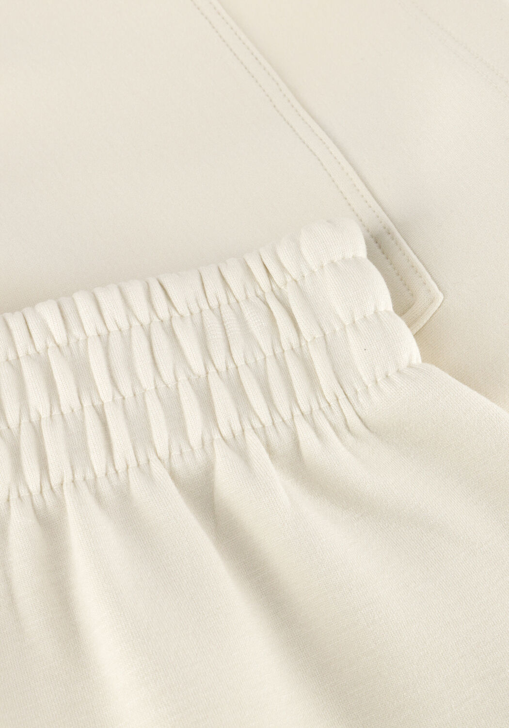 Witte MSCH COPENHAGEN Korte broek MSCHHARISSA IMA Q POCKET SWEAT SHORTS - large