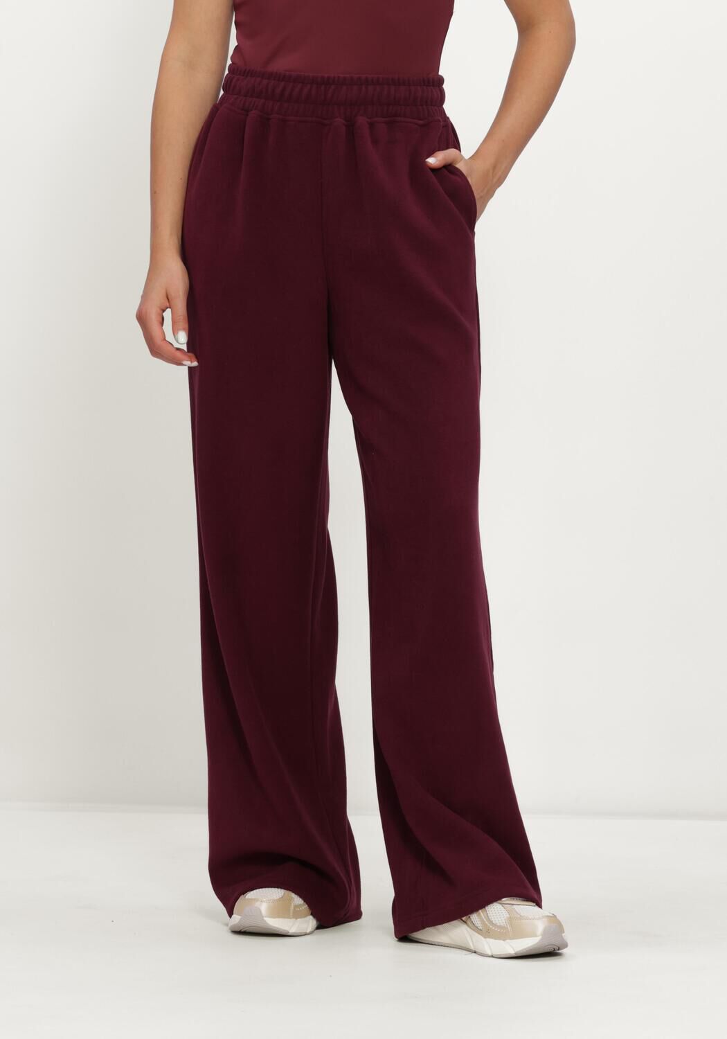 STUDIO AMAYA Dames Broeken Kora Pants Bordeaux